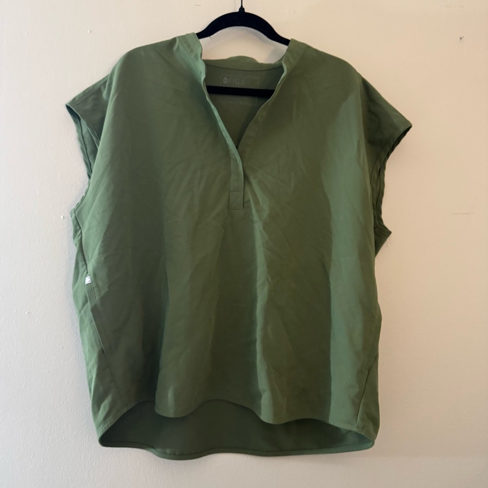 FIGS Rafaela Oversized Scrub Top Army Deep Green XL